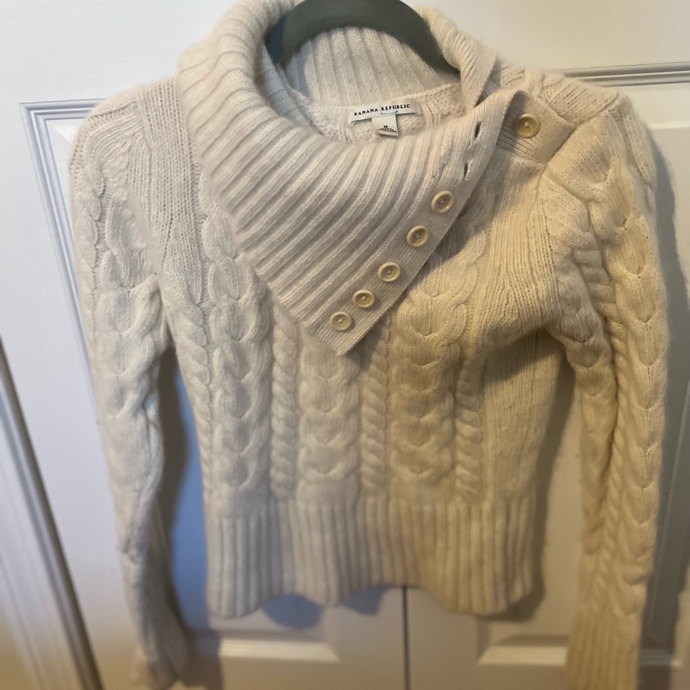 Banana Republic cable-knit sweater